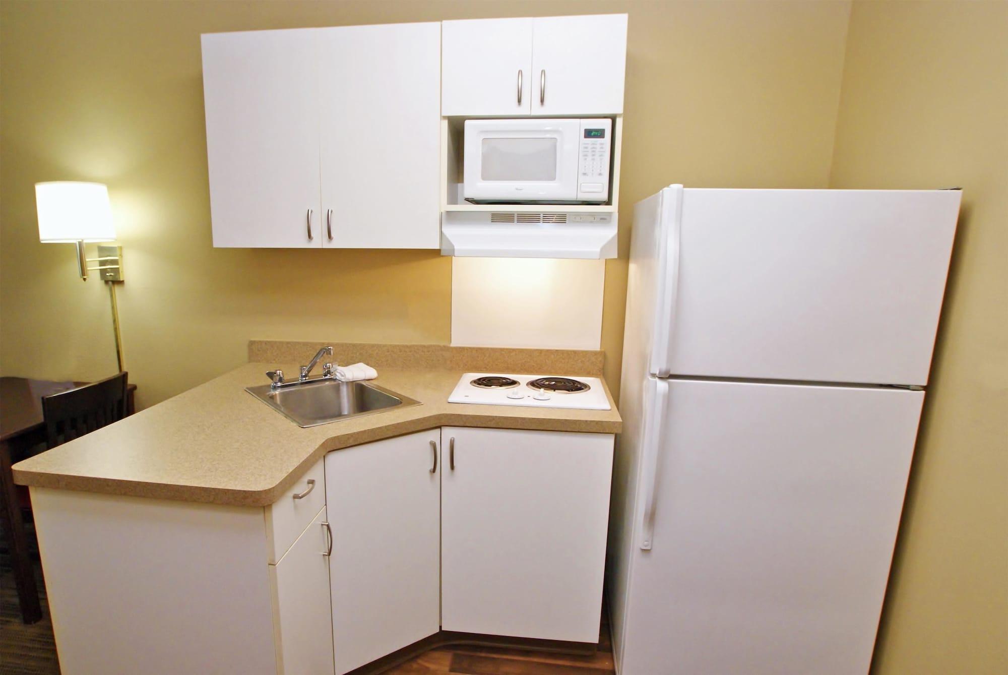 Extended Stay America Suites - Detroit - Southfield - I-696 Farmington Hills Eksteriør bilde