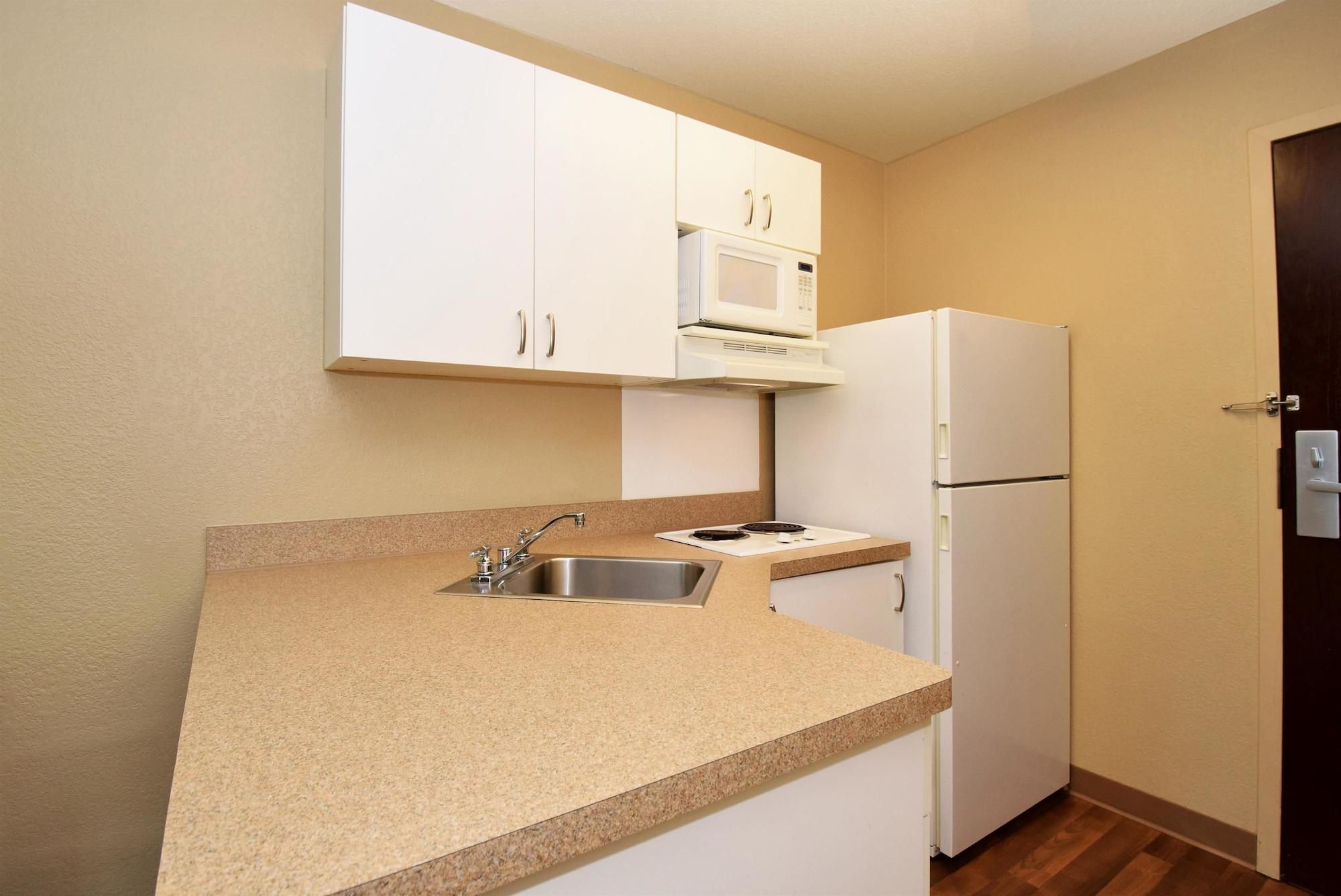 Extended Stay America Suites - Detroit - Southfield - I-696 Farmington Hills Eksteriør bilde