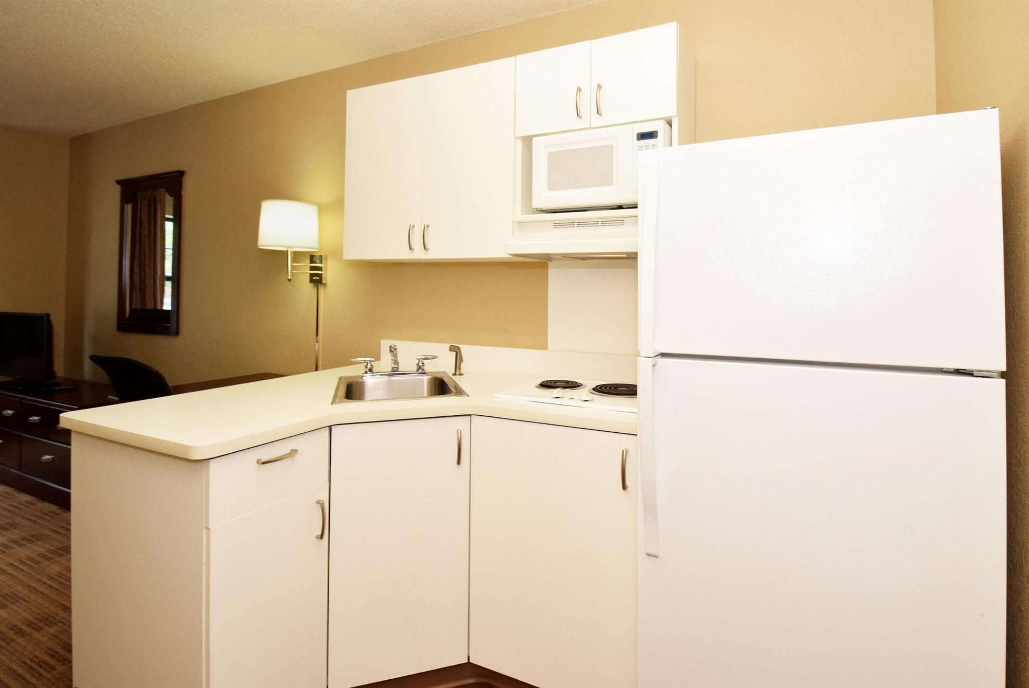 Extended Stay America Suites - Detroit - Southfield - I-696 Farmington Hills Eksteriør bilde